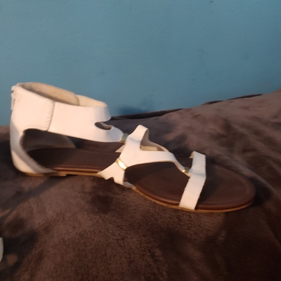 Sandals - Picture 2 of 2